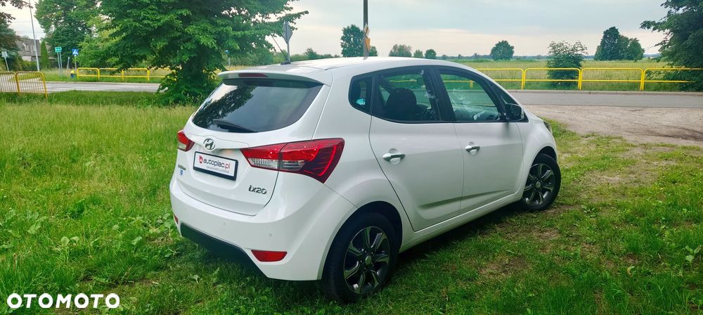 Hyundai ix20 1.4 blue YES Silver - 5