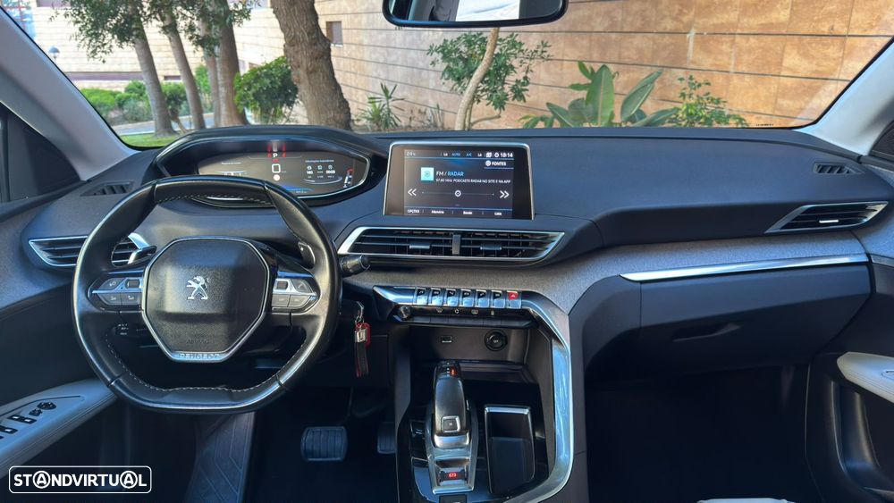 Peugeot 3008 1.2 PureTech Allure Pack EAT8 - 11