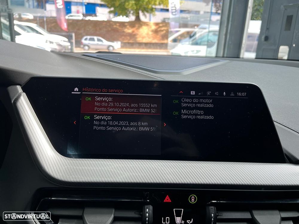 BMW 116 d Pack 50 anos M Auto - 23