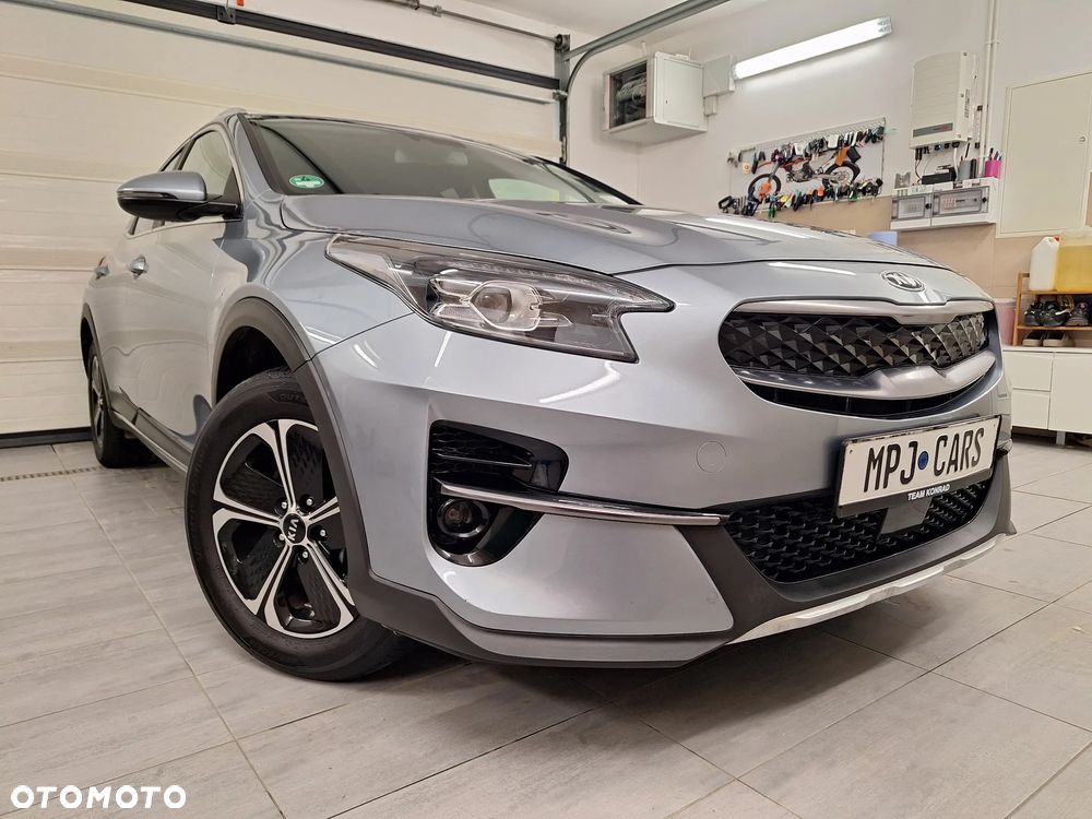 Kia XCeed 1.6 GDI PHEV Business Line DCT - 2