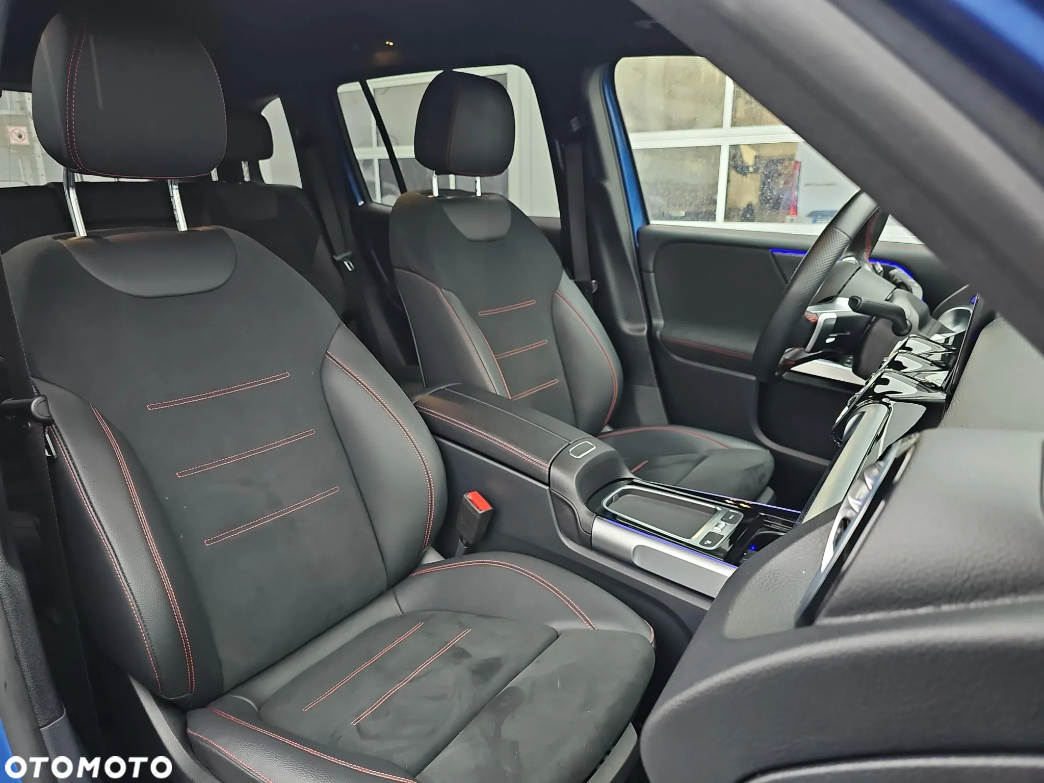 Mercedes-Benz GLB 200 7G-DCT AMG Line - 13