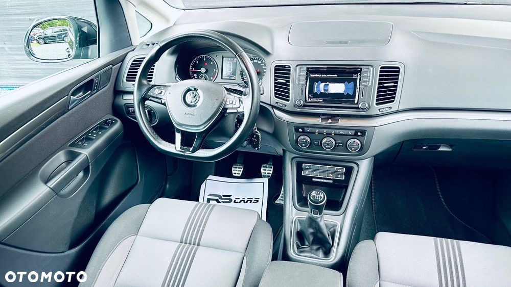 Volkswagen Sharan 2.0 TDI (BlueMotion Technology) Highline - 37