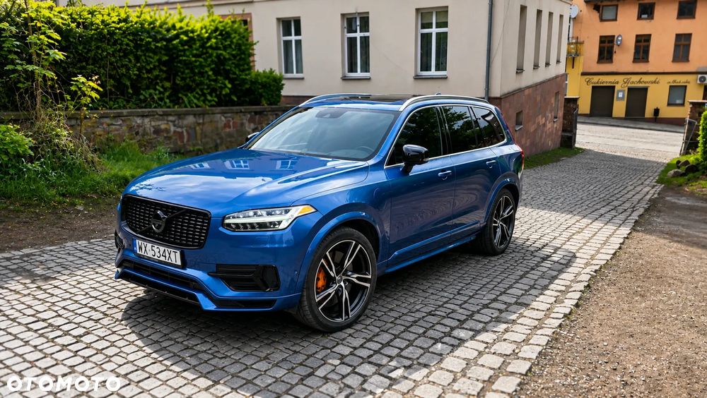Volvo XC 90 - 1
