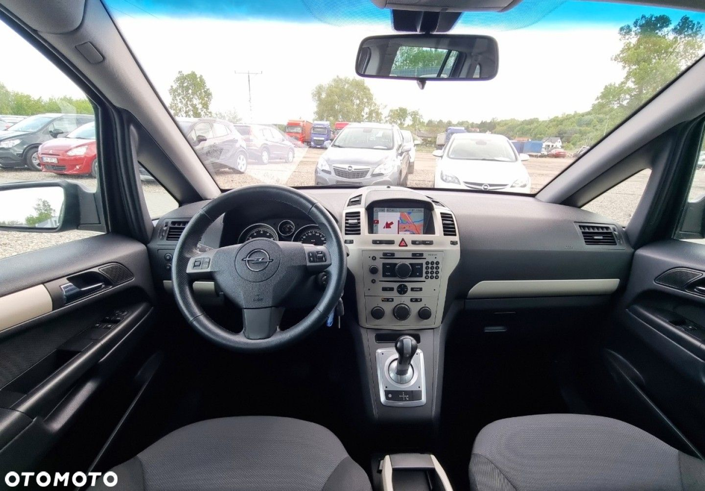 Opel Zafira - 11