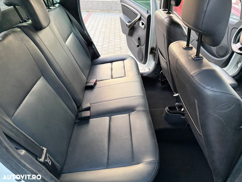Dacia Duster 1.6 16V 4x2 Prestige - 40