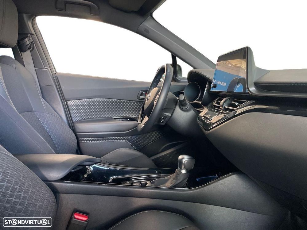 Toyota C-HR - 10