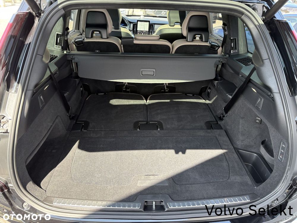 Volvo XC 90 - 30
