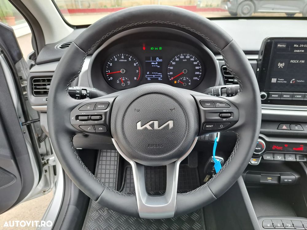 Kia Rio 1.2 MPI 5MT Urban - 11