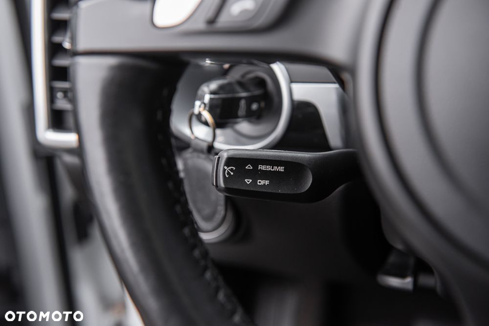 Porsche Cayenne Platinum Edition - 19