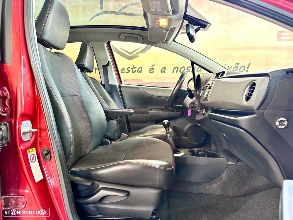 Toyota Yaris 1.4 D-4D Sport +P.Tec. +P.Plus+P.Luxury - 11