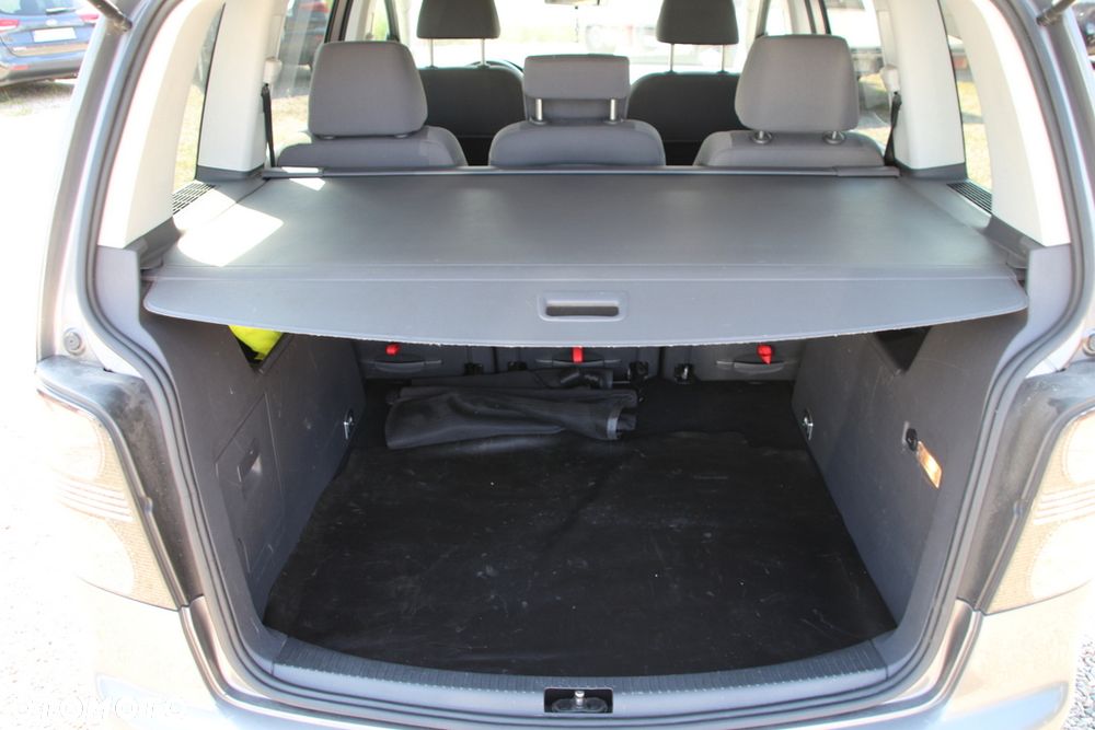 Volkswagen Touran 1.4 TSI Freestyle - 14