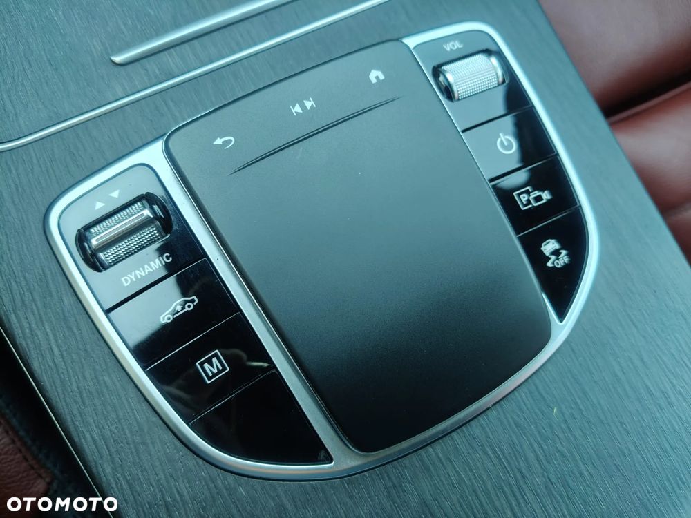 Mercedes-Benz GLC Coupe 300 e 4-Matic - 19