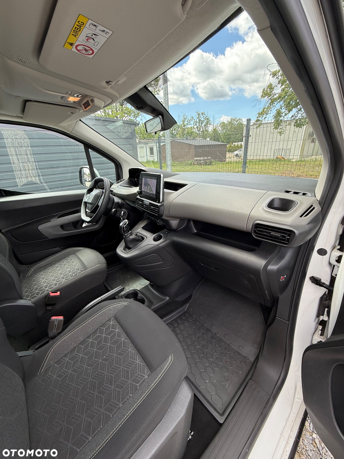 Peugeot Rifter 1.5 BlueHDI Allure - 19