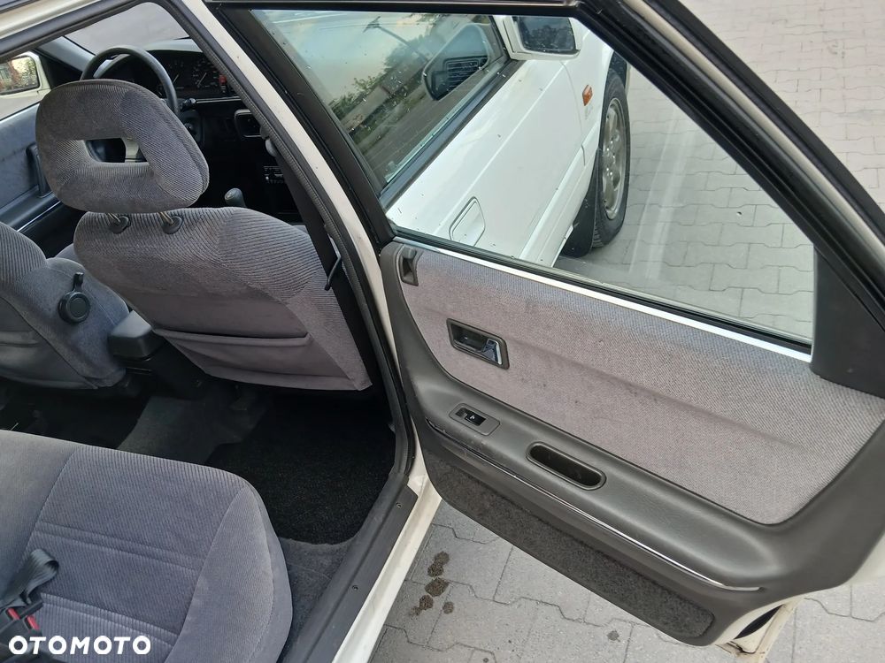 Mazda 626 2.0 GLX - 24