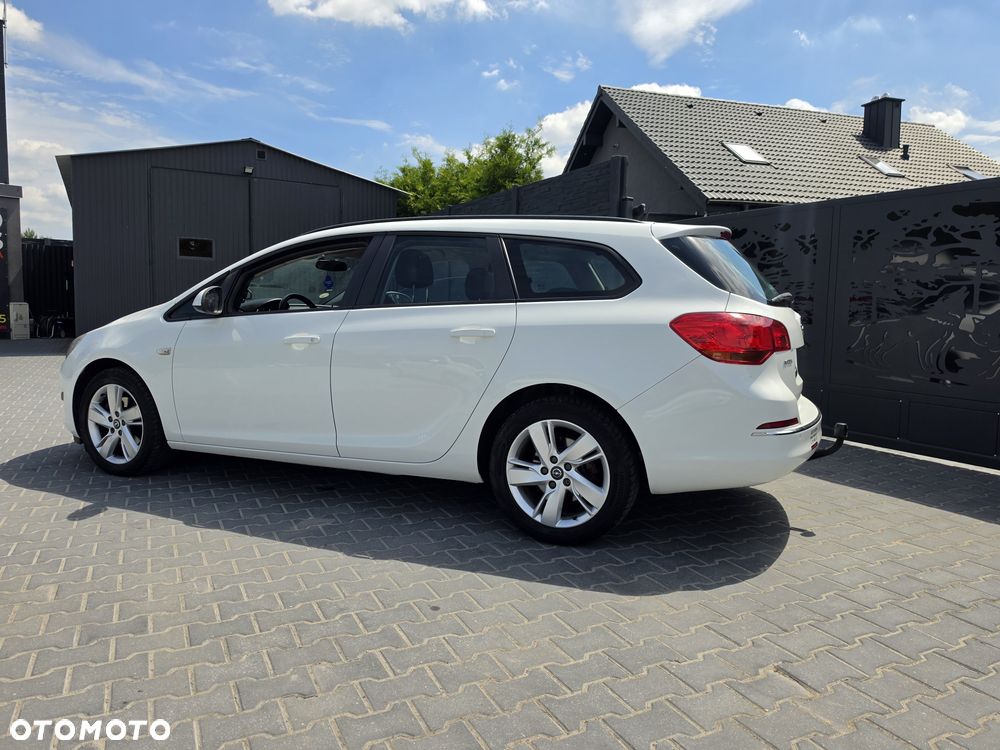 Opel Astra - 4