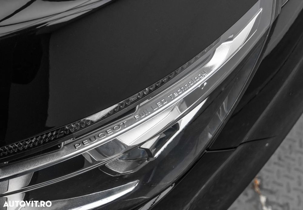 Peugeot 3008 2.0 BlueHDI S&S EAT8 GT - 35