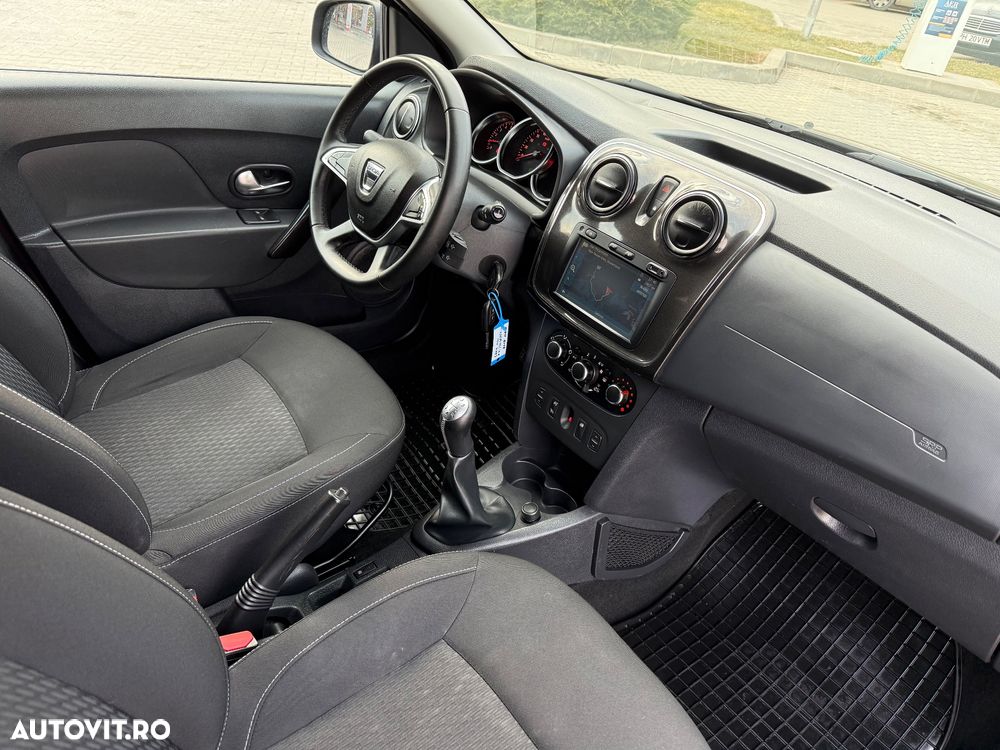 Dacia Logan 0.9 90CP Laureate - 8