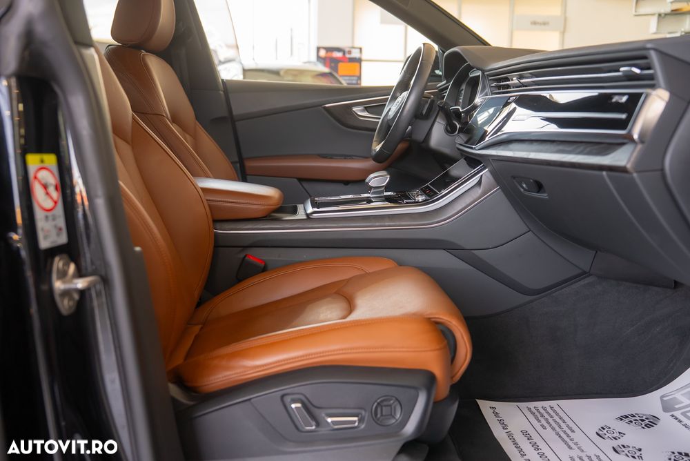 Audi Q8 55 TFSIe quattro tiptronic - 15