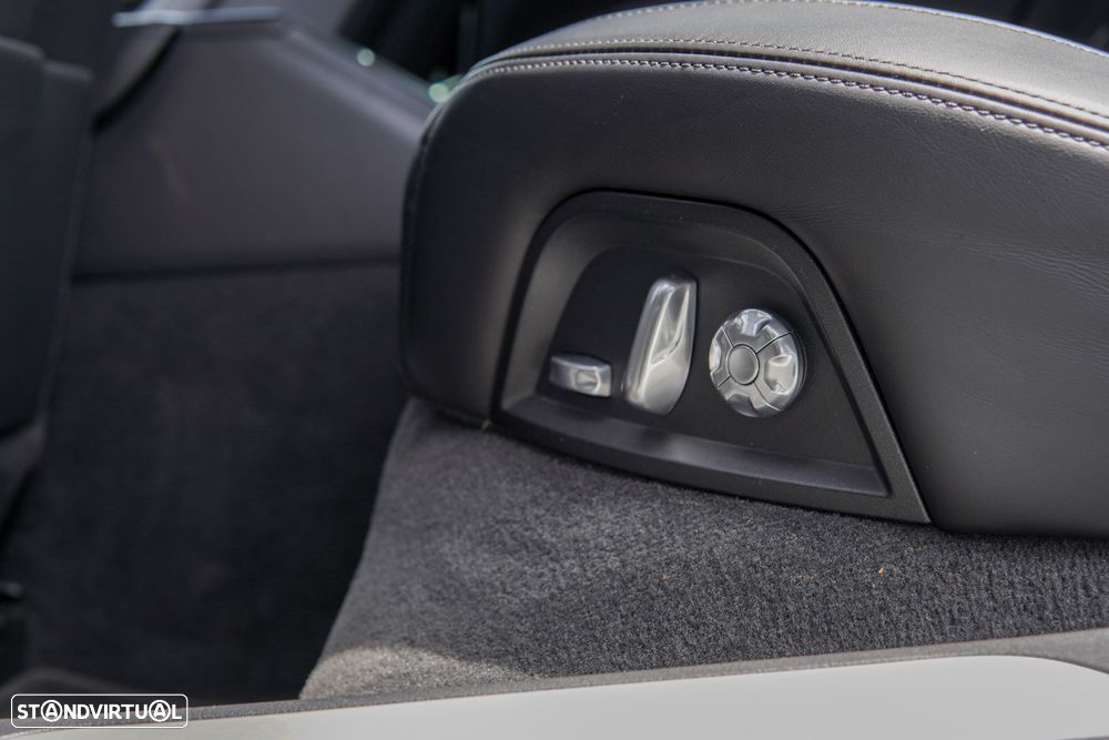 Porsche Panamera 4 E-Hybrid 10 Years Edition - 45