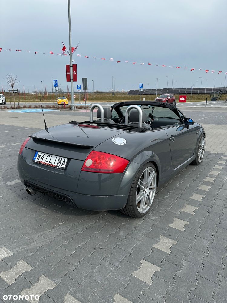 Audi TT Roadster 1.8T - 9