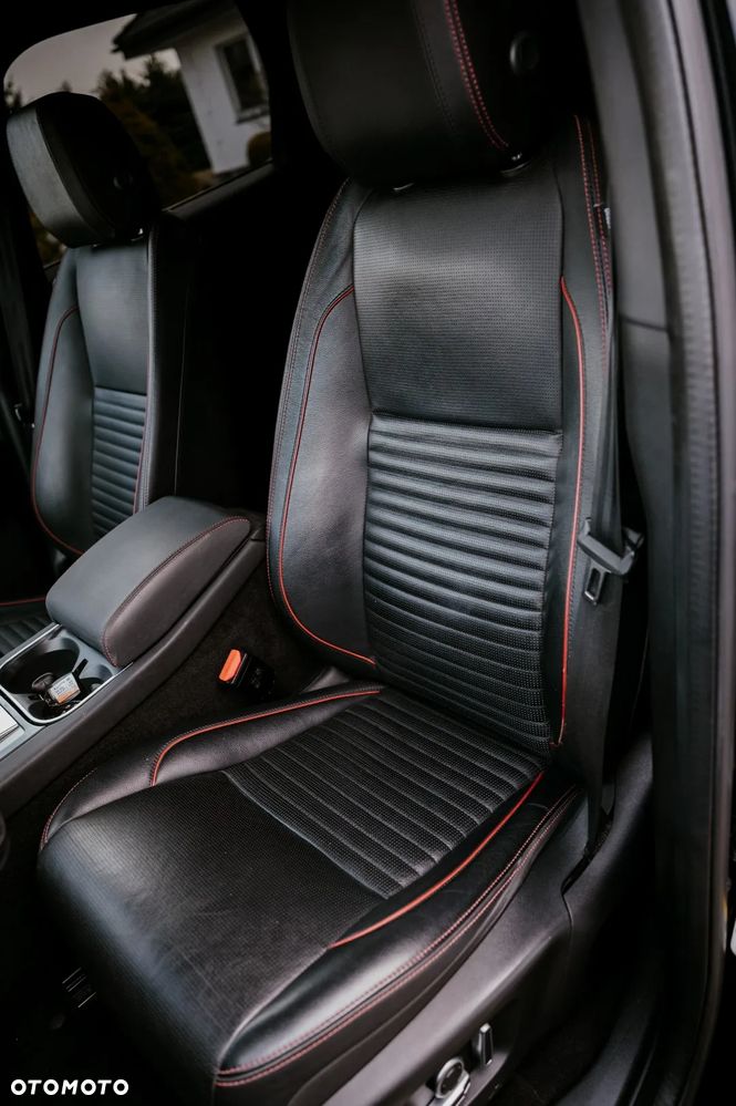 Land Rover Discovery Sport D165 Dynamic S - 17