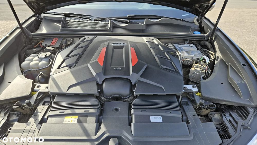 Audi SQ8 - 9