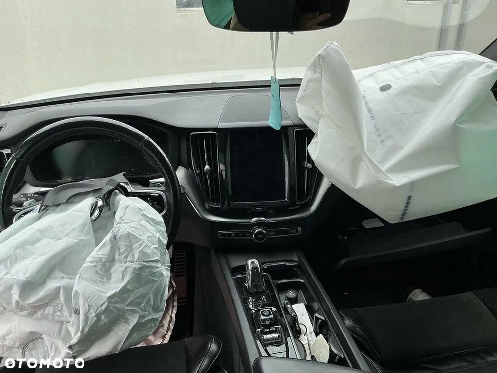 Volvo XC 60 - 5
