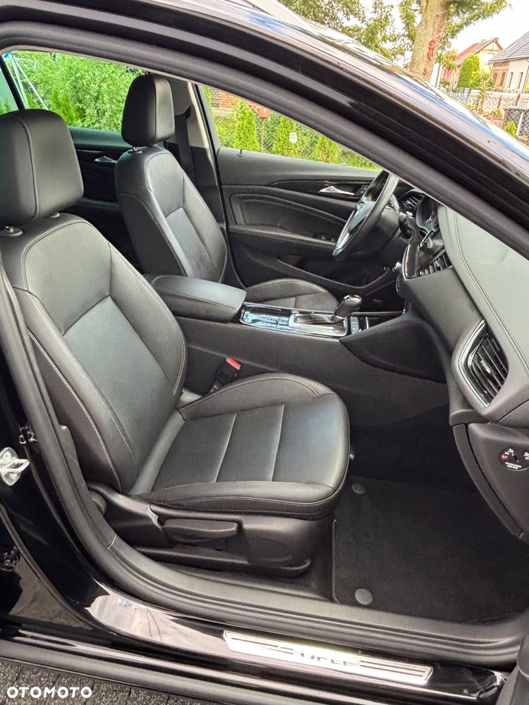 Opel Insignia 2.0 BiTurbo D 4x4 Automatik Business Innovation - 16