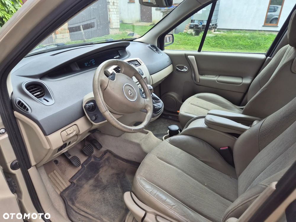 Renault Scenic 1.9 dCi Alize - 6