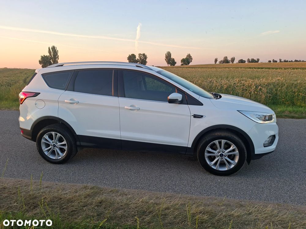 Ford Kuga 1.5 EcoBoost FWD Edition ASS GPF - 16