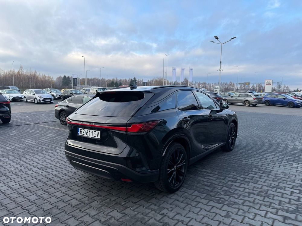 Lexus RX - 5