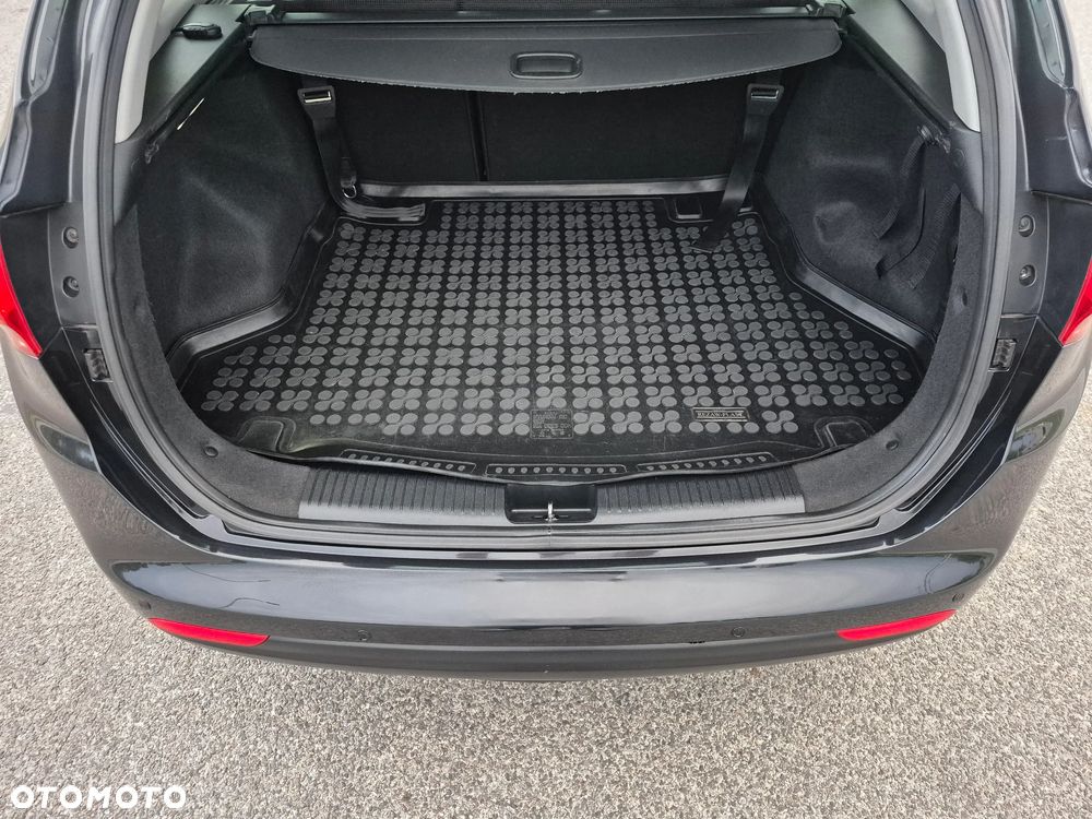 Kia Ceed 1.6 GDI Business Line - 11
