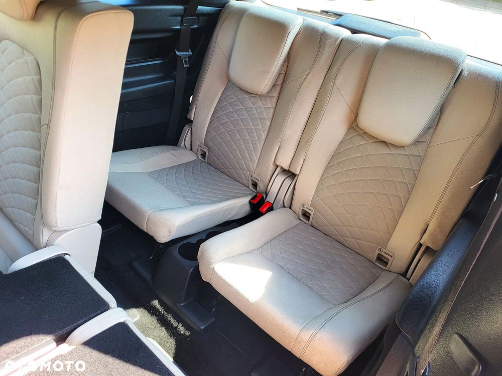 Mercedes-Benz GLB 200 4-Matic AMG Line 8G-DCT - 22