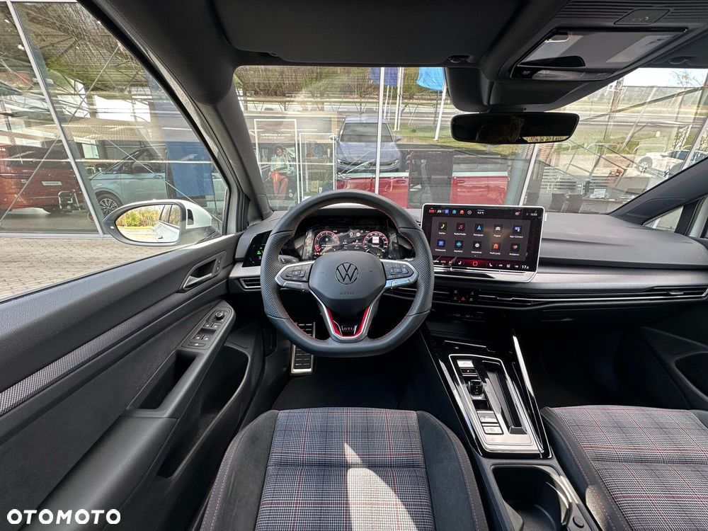 Volkswagen Golf - 15