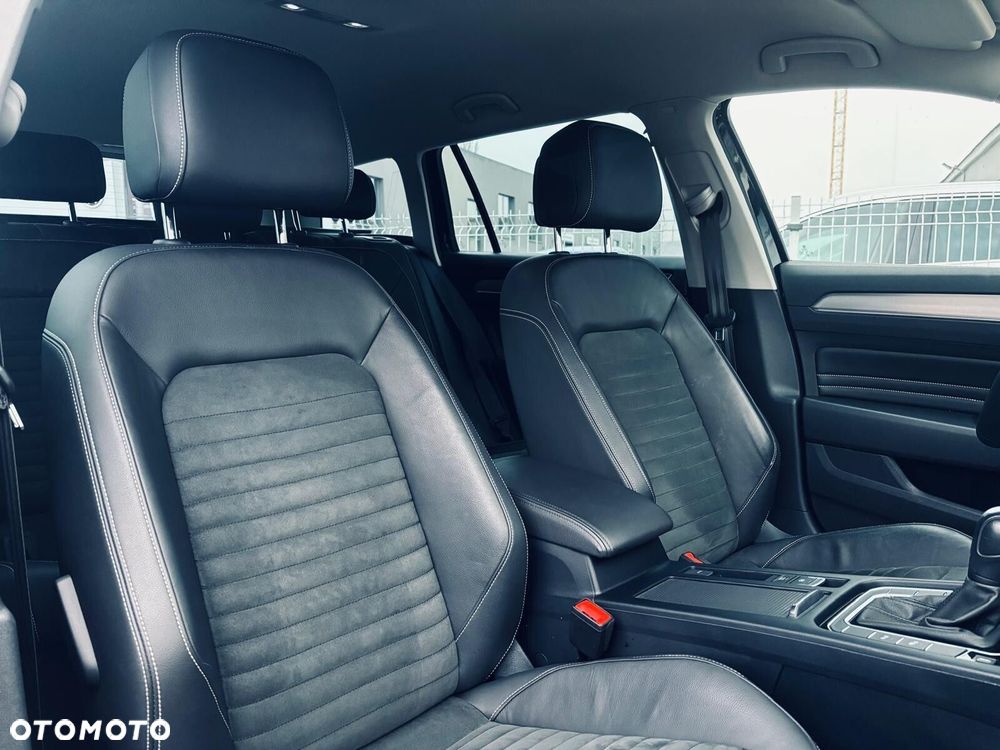 Volkswagen Passat - 16