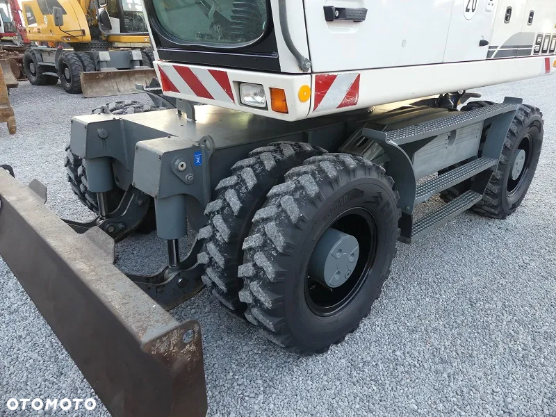 Liebherr A900C z Niemiec / Super Stan / - 24