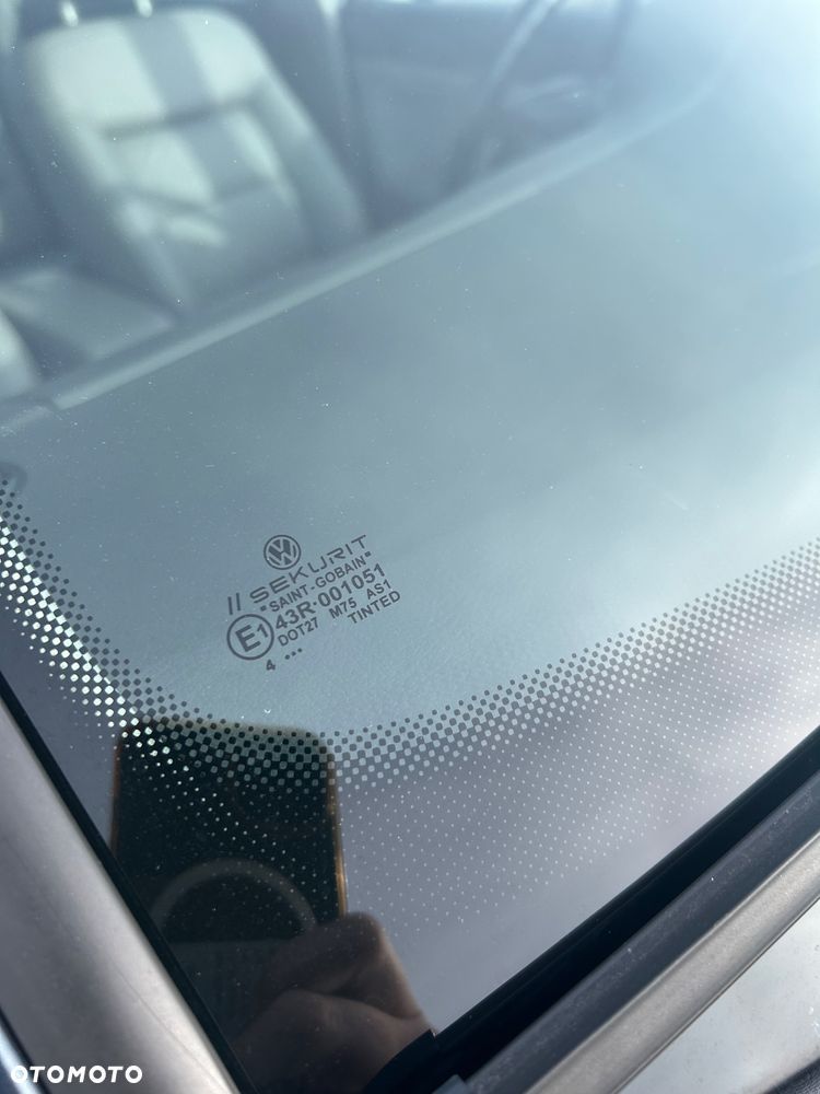 Volkswagen Passat - 31