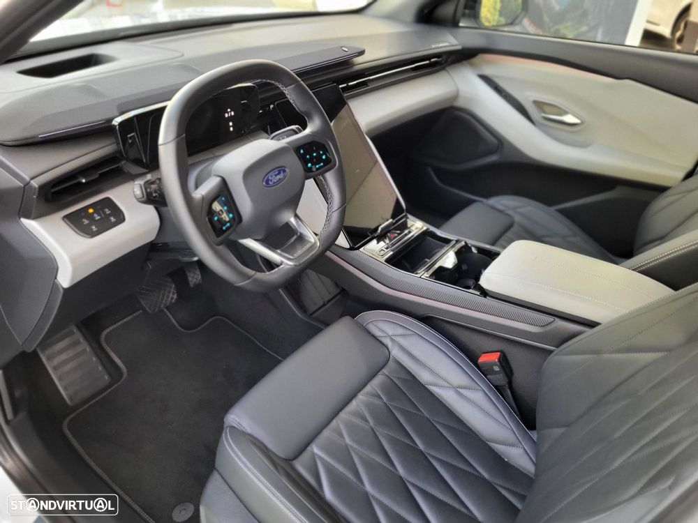 Ford Explorer 77 kWh Premium - 17