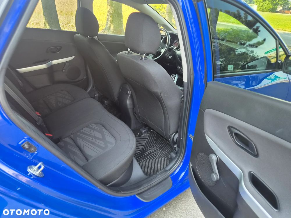 Kia Ceed 1.4 CRDi 90 Spirit - 13