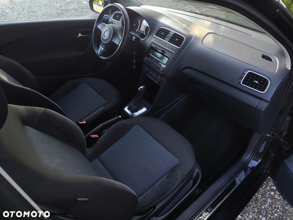 Volkswagen Polo - 12