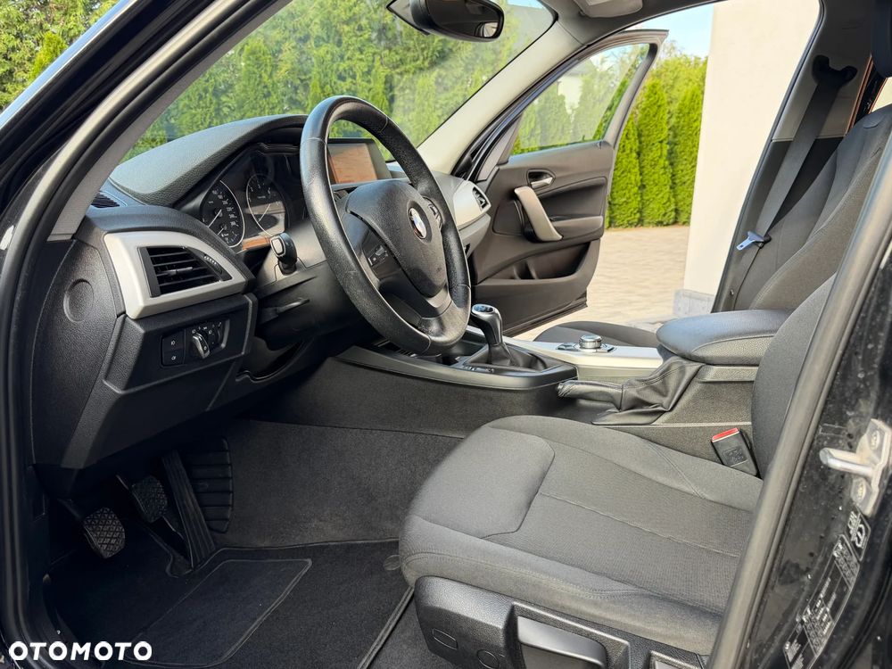 BMW Seria 1 - 10