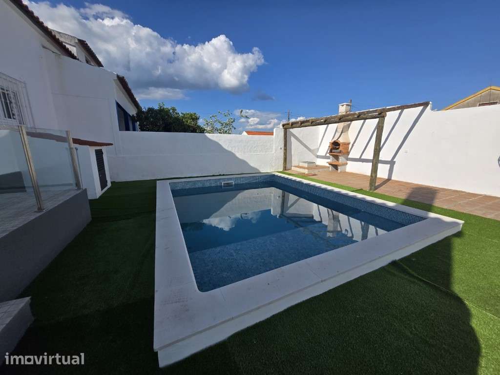 Moradia T3 com piscina totalmente remodelada! - Grande imagem: 3/40