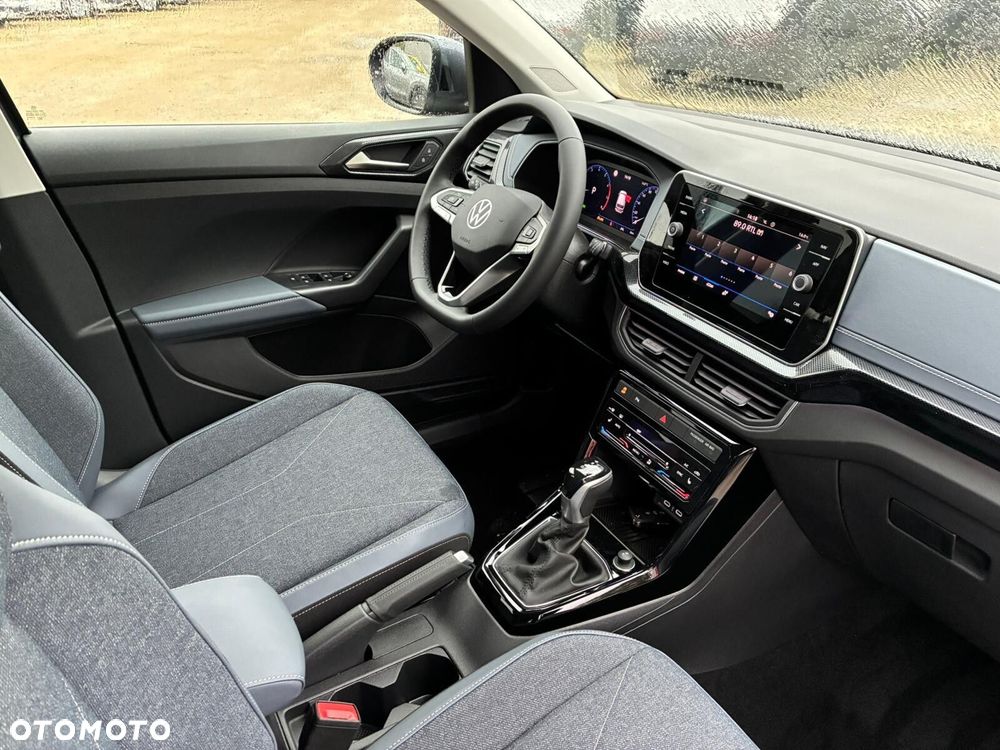 Volkswagen T-Cross - 24