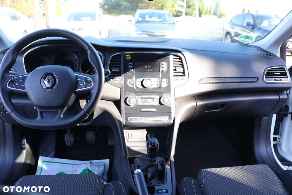 Renault Megane 1.3 TCe FAP Intens - 6