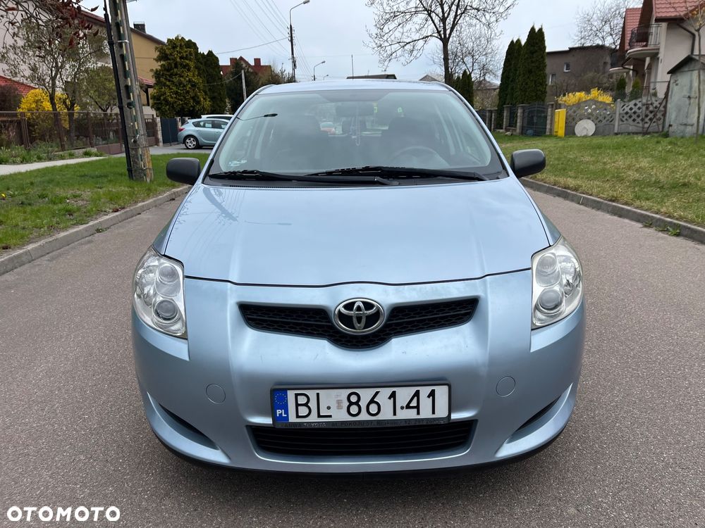 Toyota Auris 1.4 VVT-i Luna - 2