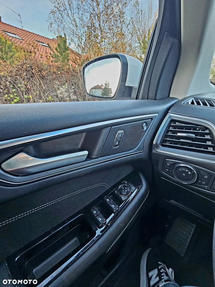 Ford Edge 2.0 EcoBlue Twin-Turbo 4WD Titanium - 23