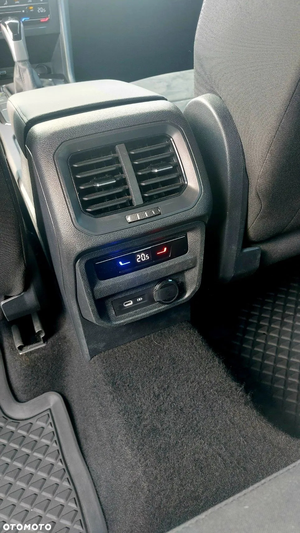 Volkswagen Tiguan 1.5 TSI EVO Elegance DSG - 19