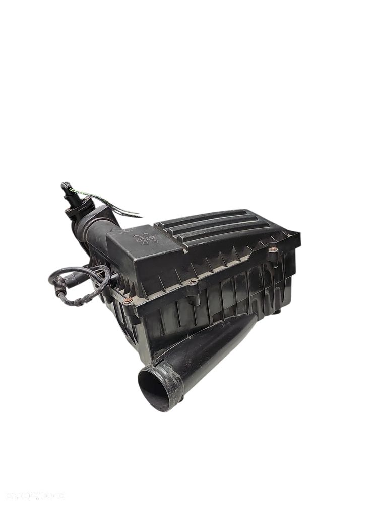 OBUDOWA FILTRA POWIETRZA A3 8P GOLF VI PASSAT B7 OCTAVIA II 3C0129601AM - 2