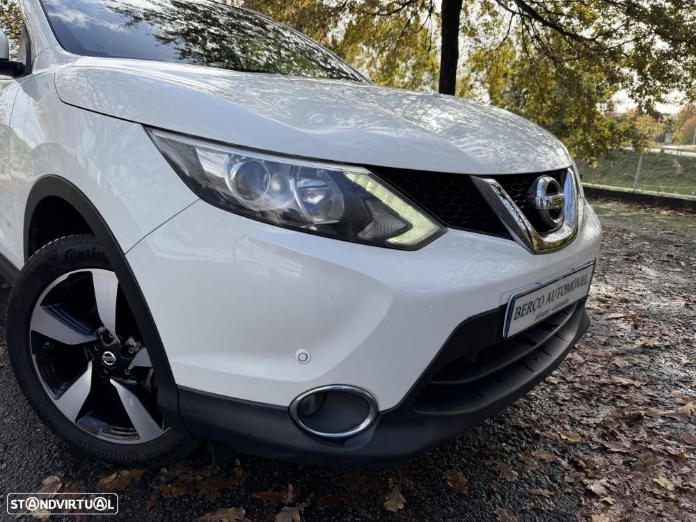 Nissan Qashqai 1.5 dCi N-Connecta Led - 3