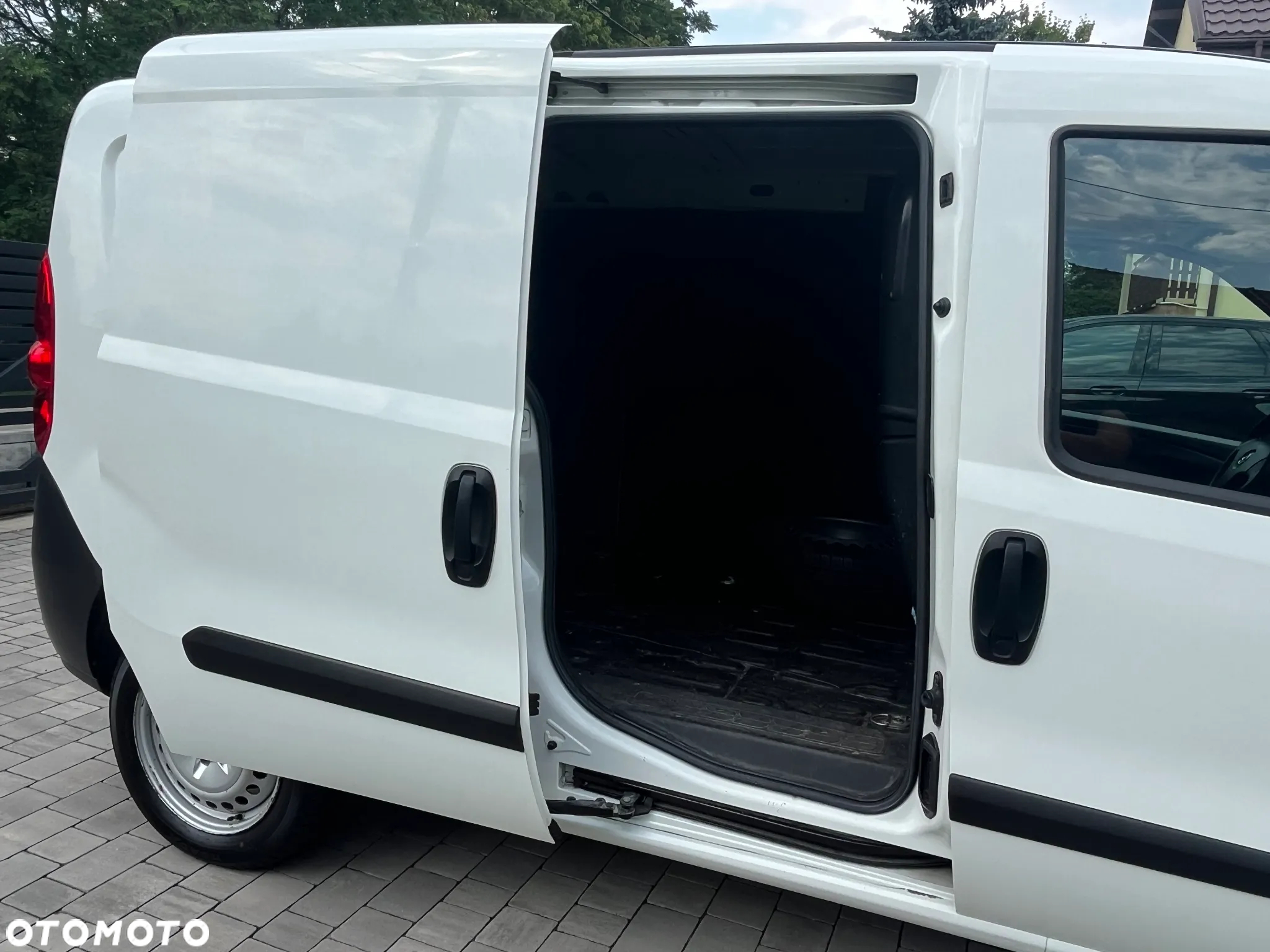 Opel COMBO MAXI 1.4 LPG 34 tyś NETTO - 6